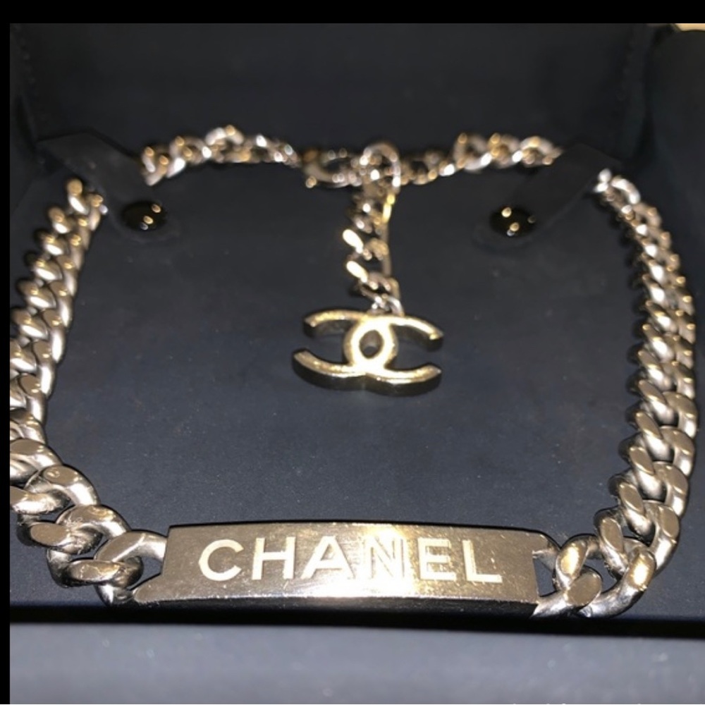 Silver Chanel Necklace. EUC in original soft CC box inside Chanel box .